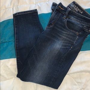 American Eagle Crop Jeans